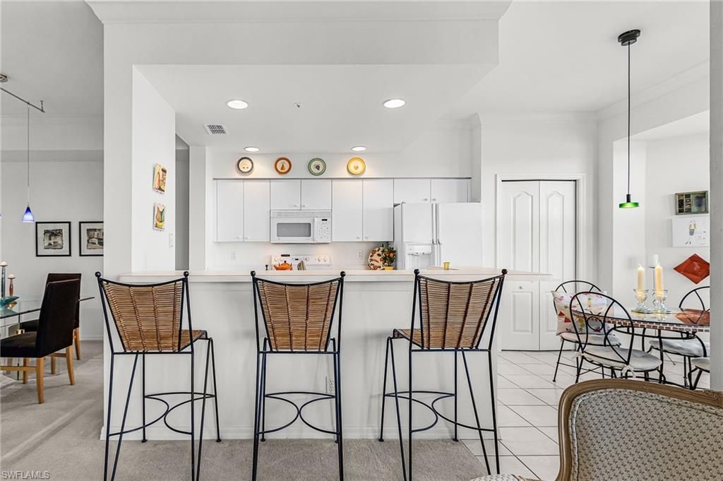 8505 Naples Heritage DR # 146, Naples, FL 34112