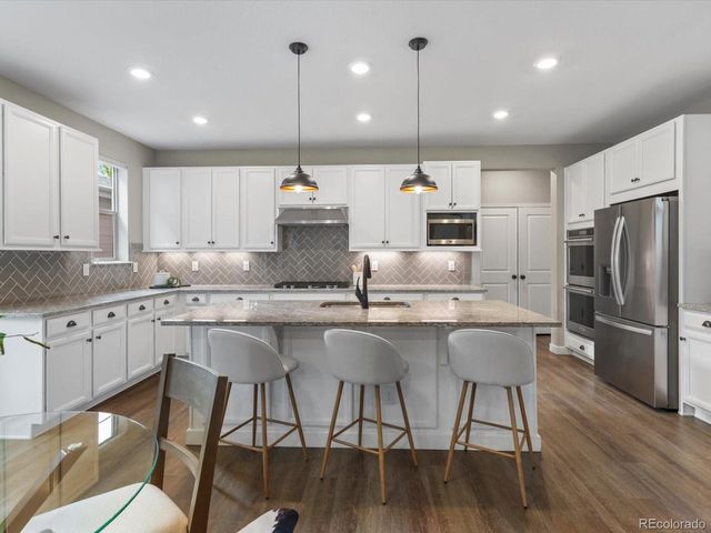 5815 Boston Ct, Denver, CO 80238