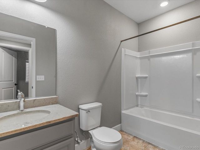 5815 Boston Ct, Denver, CO 80238