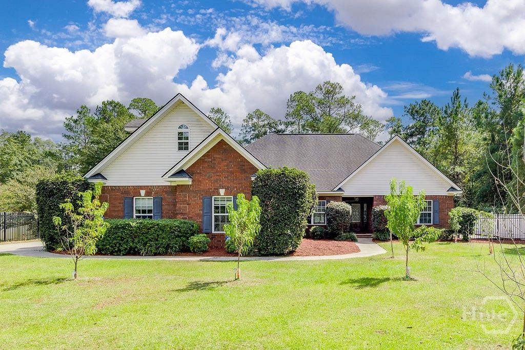 215 Zittrouer Road, Guyton, GA 31312