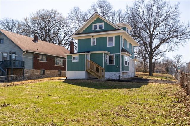 3200 Lockridge Street, Kansas City, MO 64128