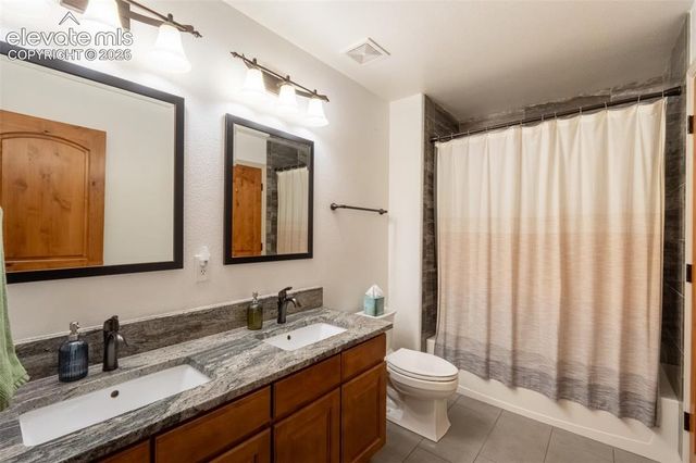 15663 Wildwood Court, Colorado Springs, CO 80921