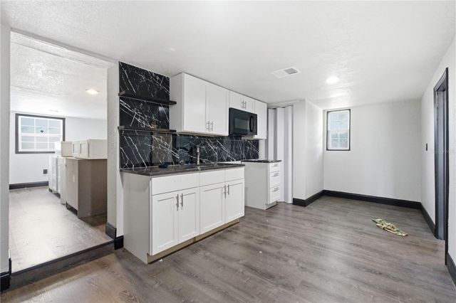 1340 13TH AVENUE S, St Petersburg, FL 33713