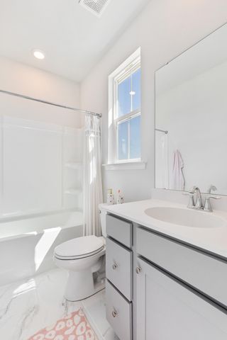 173 Sea Oats Street, Summerville, SC 29485