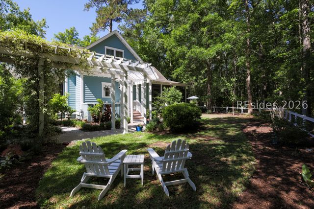 3 Oldfield Village Rd, Bluffton, SC 29909