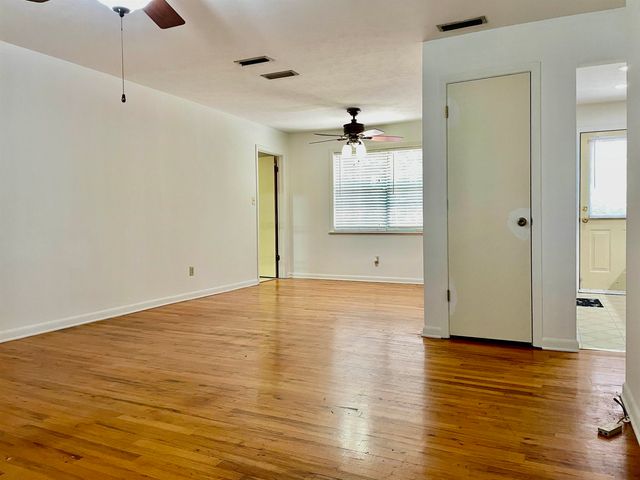 2405 Hideaway Court, Tallahassee, FL 32303