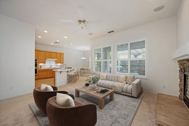 15 Cristalla Pl, Sacramento, CA 95835