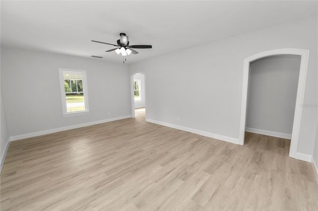 26 S LANIER AVENUE, Fort Meade, FL 33841