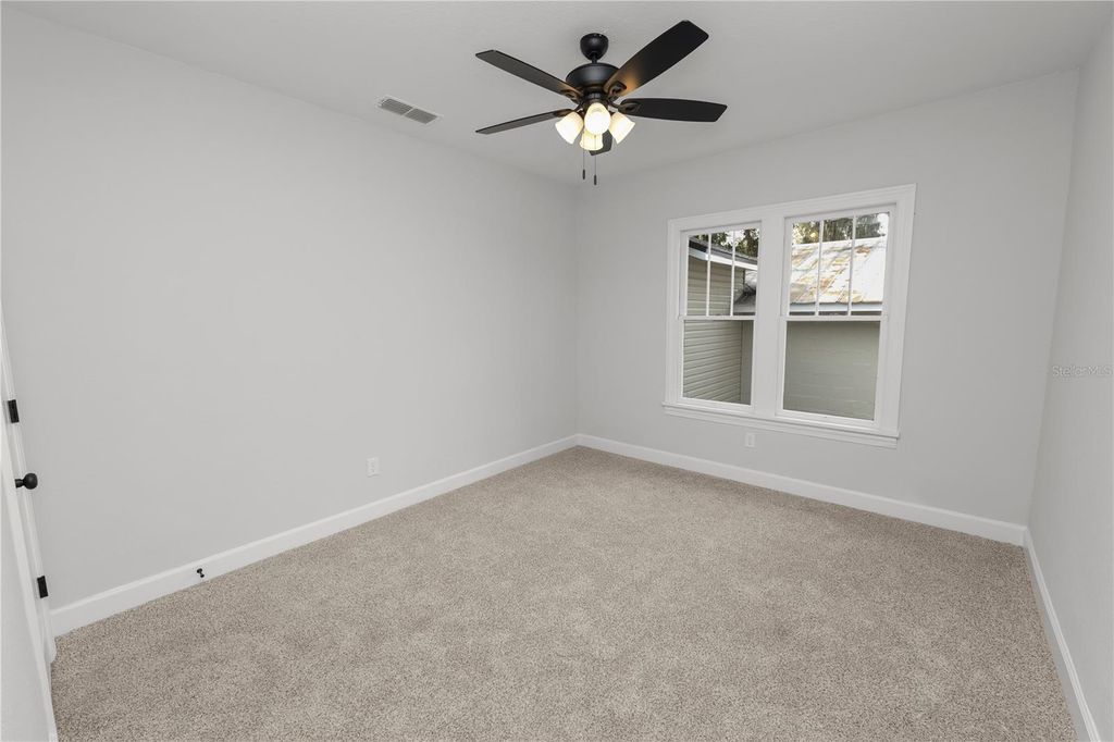 Image 20 of property listing at 26 S LANIER AVENUE, Fort Meade, FL 33841