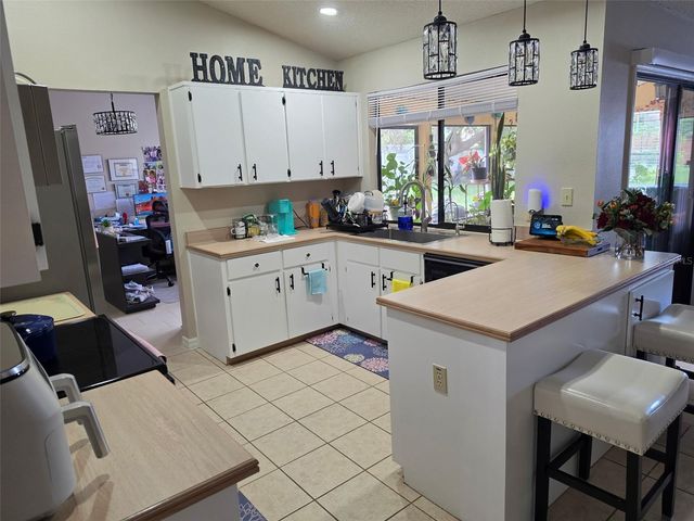 2824 SUNSET RIDGE ST, Deltona, FL 32725