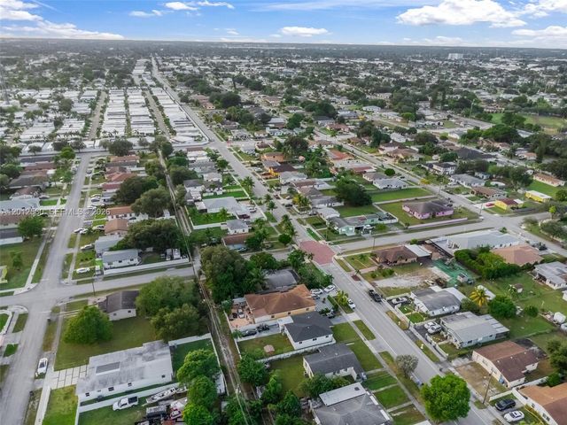4530 SW 25th St, West Park, FL 33023