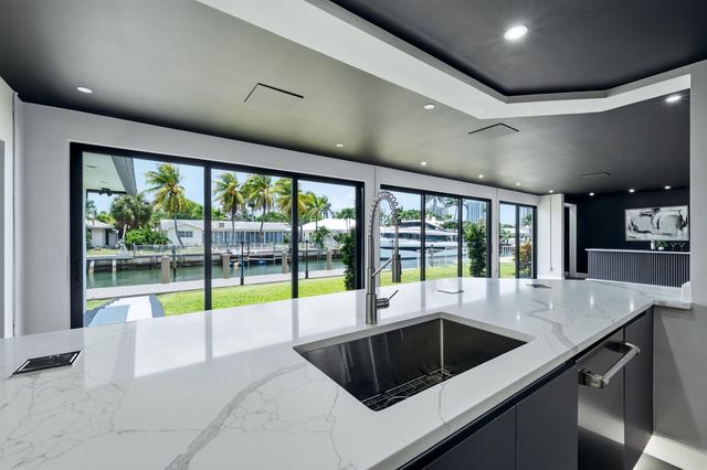 1170 Fairview Lane, Singer Island, FL 33404