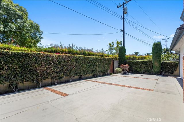6232 Kimberly Drive, Huntington Beach, CA 92647