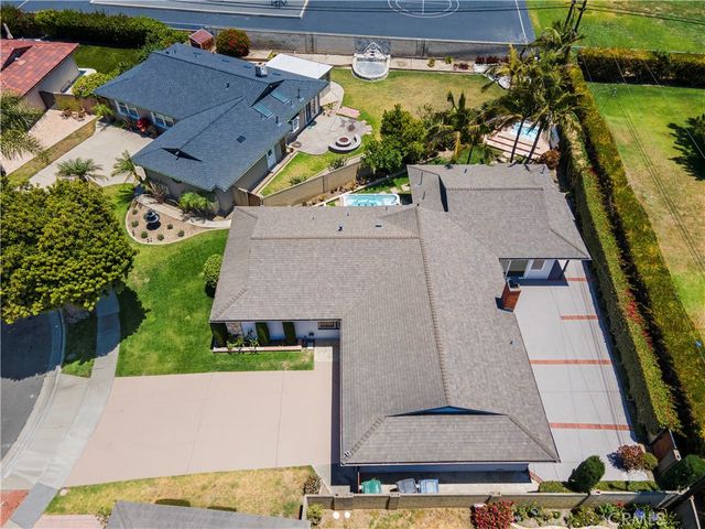 6232 Kimberly Drive, Huntington Beach, CA 92647