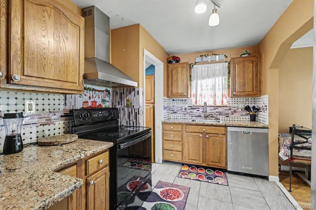 1817 Drexel Street, Dearborn, MI 48128