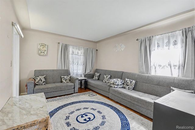 1817 Drexel Street, Dearborn, MI 48128