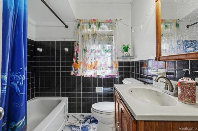 1817 Drexel Street, Dearborn, MI 48128