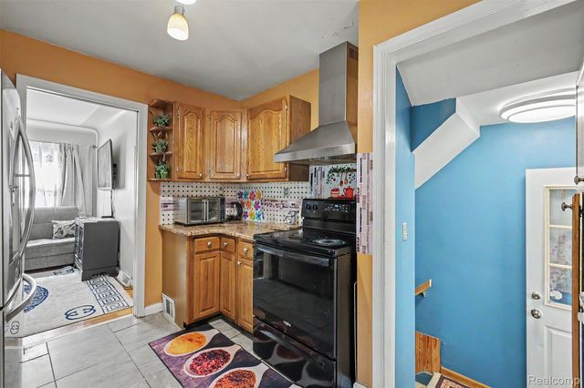 1817 Drexel Street, Dearborn, MI 48128