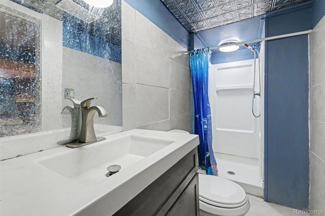 1817 Drexel Street, Dearborn, MI 48128