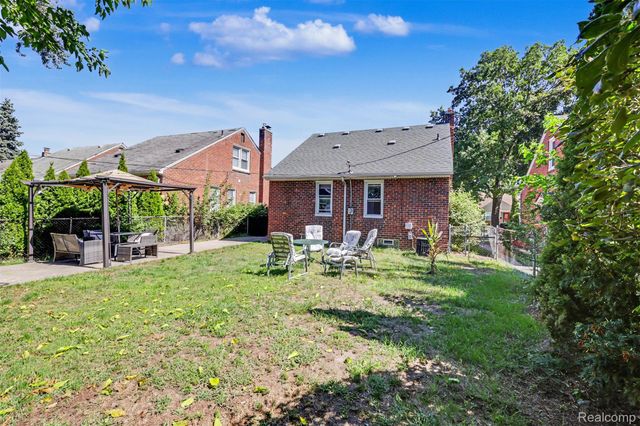 1817 Drexel Street, Dearborn, MI 48128
