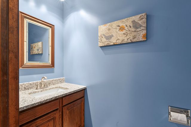 200 N 560 W, Valparaiso, IN 46385