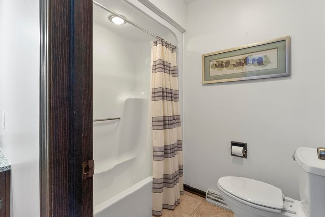 200 N 560 W, Valparaiso, IN 46385