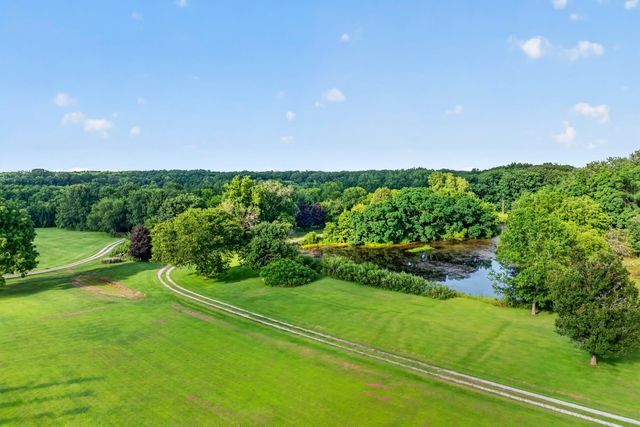 200 N 560 W, Valparaiso, IN 46385