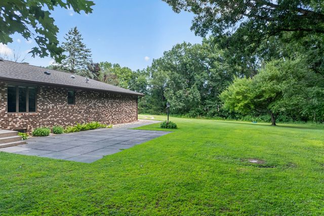 200 N 560 W, Valparaiso, IN 46385
