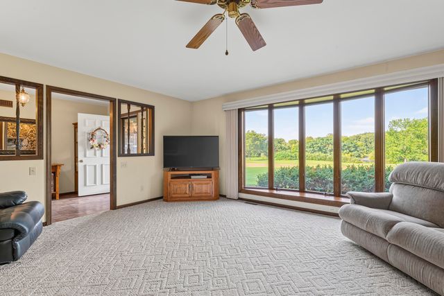 200 N 560 W, Valparaiso, IN 46385