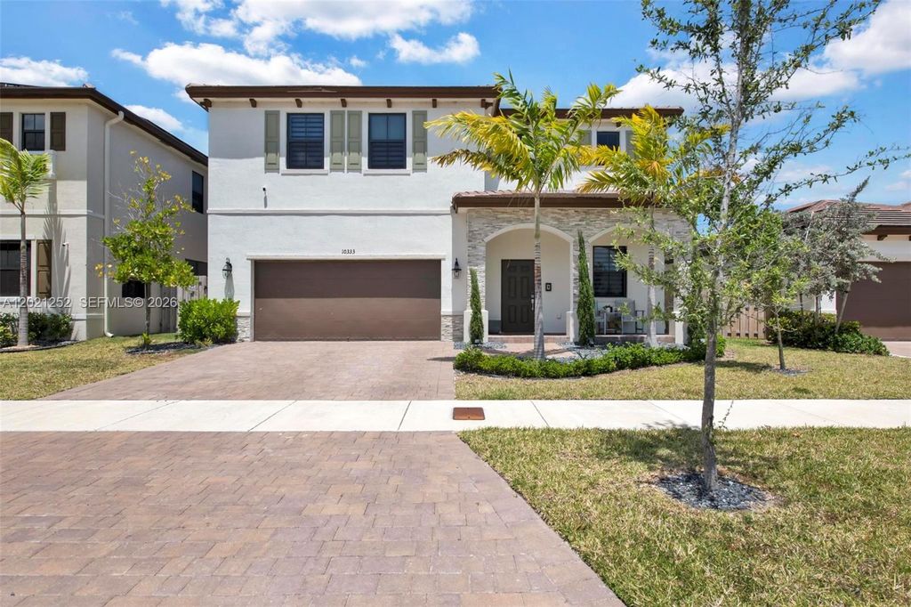 10333 SW 232nd St 0, Cutler Bay, FL 33190
