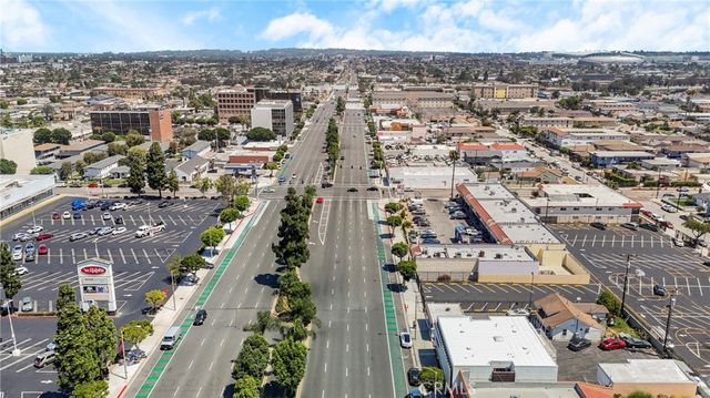 11850 Hawthorne Blvd, Hawthorne, CA 90250