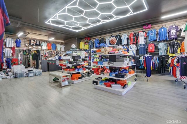 11850 Hawthorne Blvd, Hawthorne, CA 90250