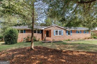 525 Cedar Creek Drive, Athens, GA 30605