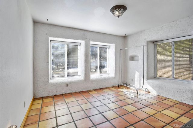 201 Terry Lane, Guffey, CO 80820