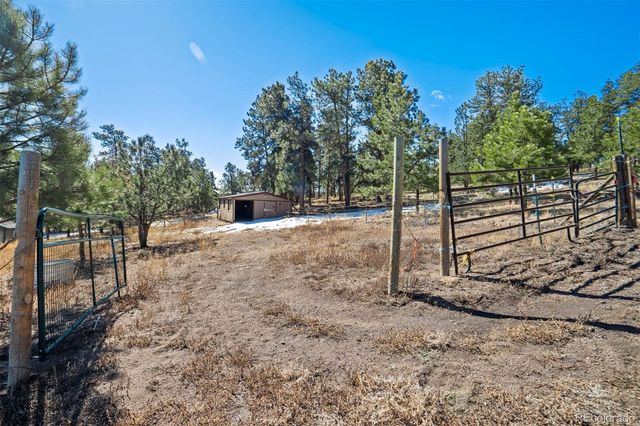 201 Terry Lane, Guffey, CO 80820