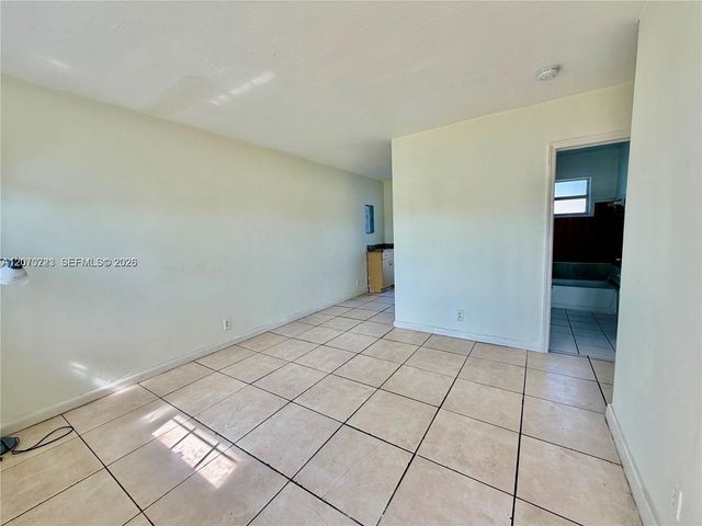 1041 NW 7th Court, Hallandale Beach, FL 33009