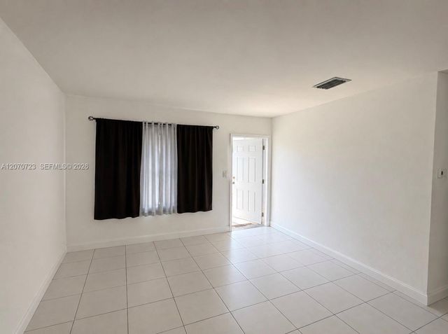 1041 NW 7th Court, Hallandale Beach, FL 33009