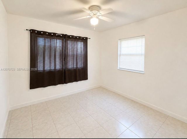 1041 NW 7th Court, Hallandale Beach, FL 33009