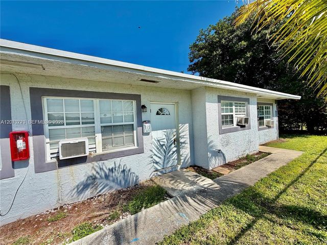 1041 NW 7th Court, Hallandale Beach, FL 33009