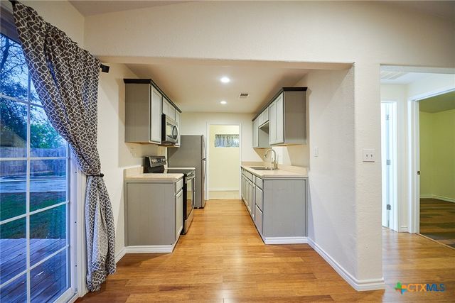 919 Southside Drive, Killeen, TX 76541
