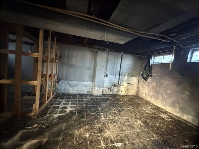 16092 Manning Street, Detroit, MI 48205