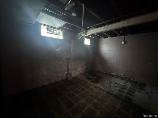 16092 Manning Street, Detroit, MI 48205