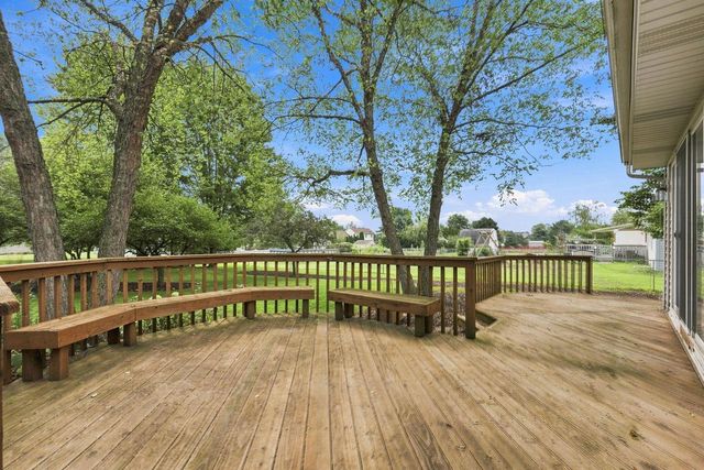 306 Pleasant STREET, Eagle, WI 53119