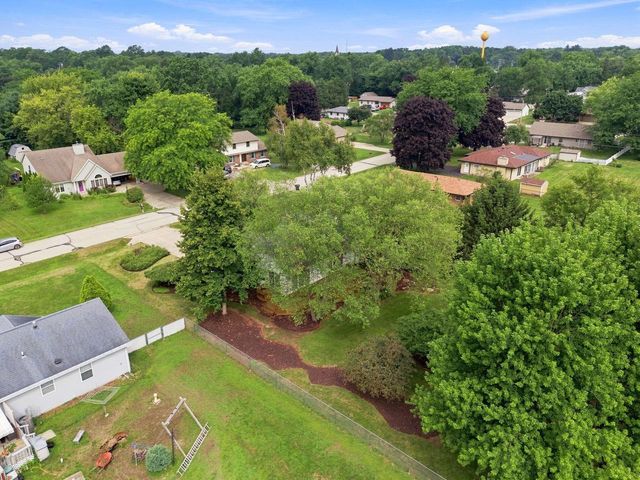 306 Pleasant STREET, Eagle, WI 53119