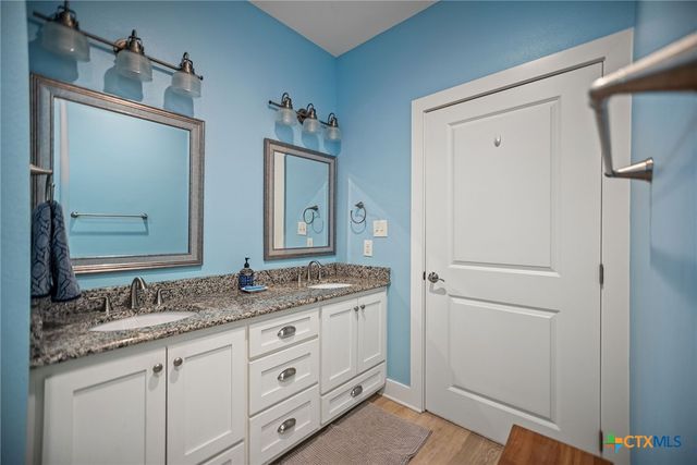 1383 Bay Point Drive, Port Lavaca, TX 77979