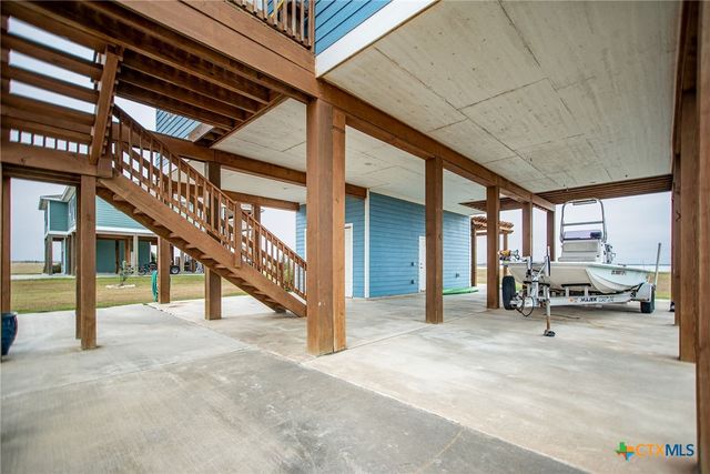 1383 Bay Point Drive, Port Lavaca, TX 77979