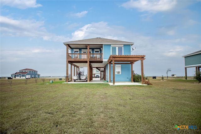 1383 Bay Point Drive, Port Lavaca, TX 77979