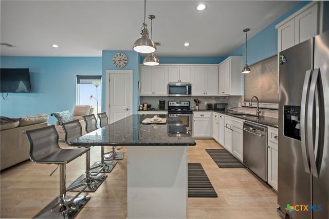 1383 Bay Point Drive, Port Lavaca, TX 77979