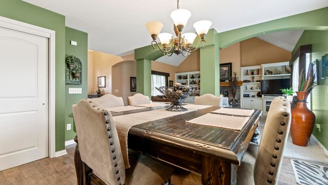 7233 Summerlyn Drive, Fort Wayne, IN 46835