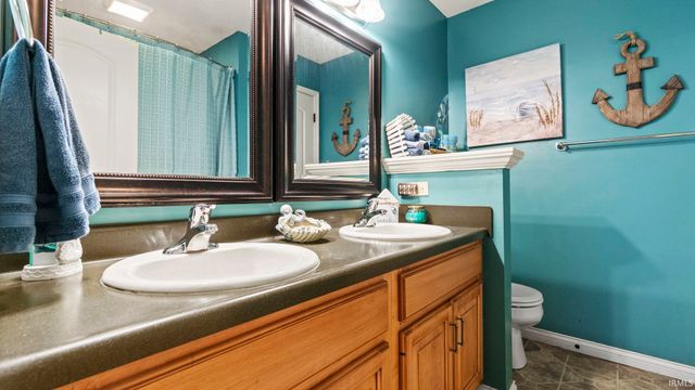 7233 Summerlyn Drive, Fort Wayne, IN 46835